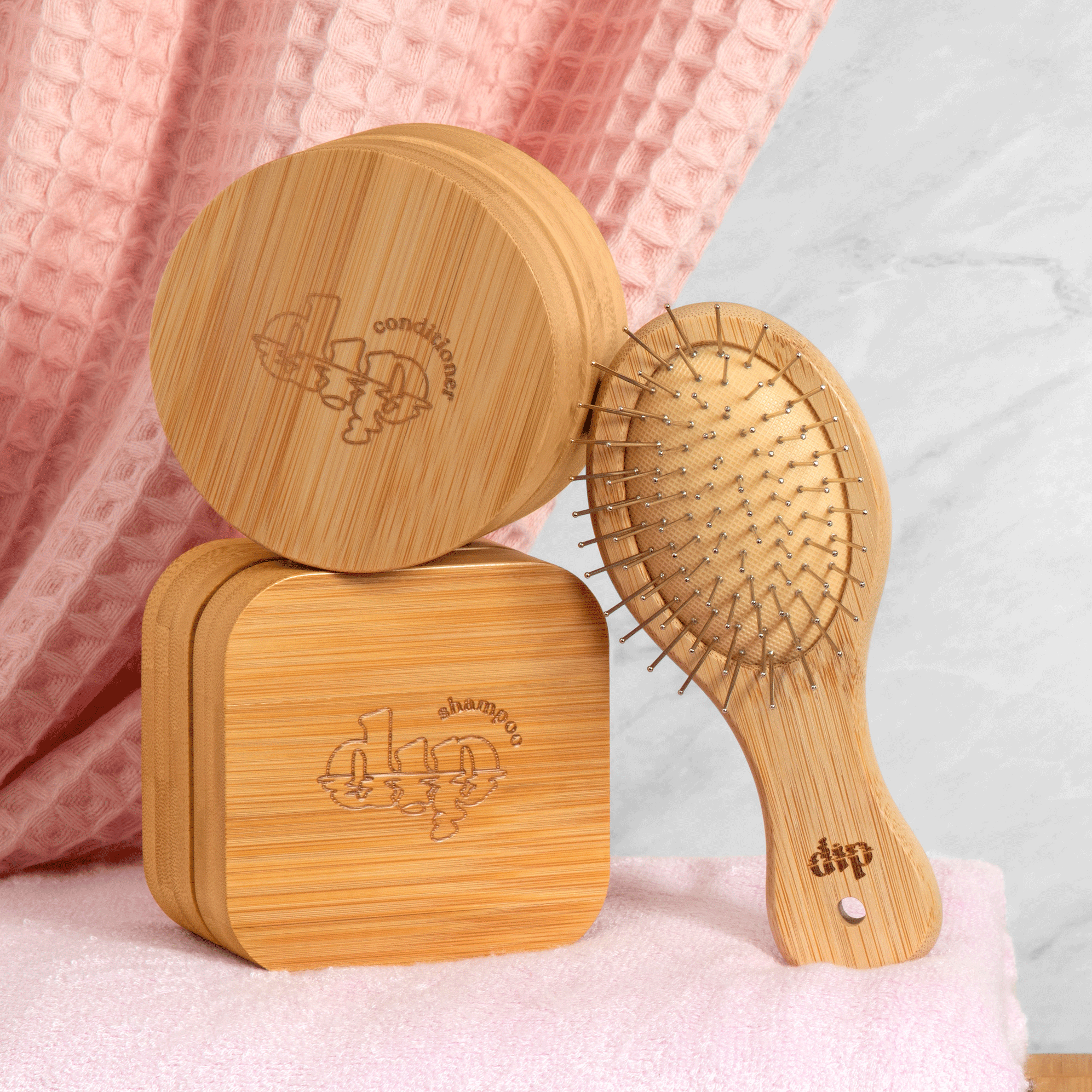 Dip Large Conditioner Travel Case with Coaster