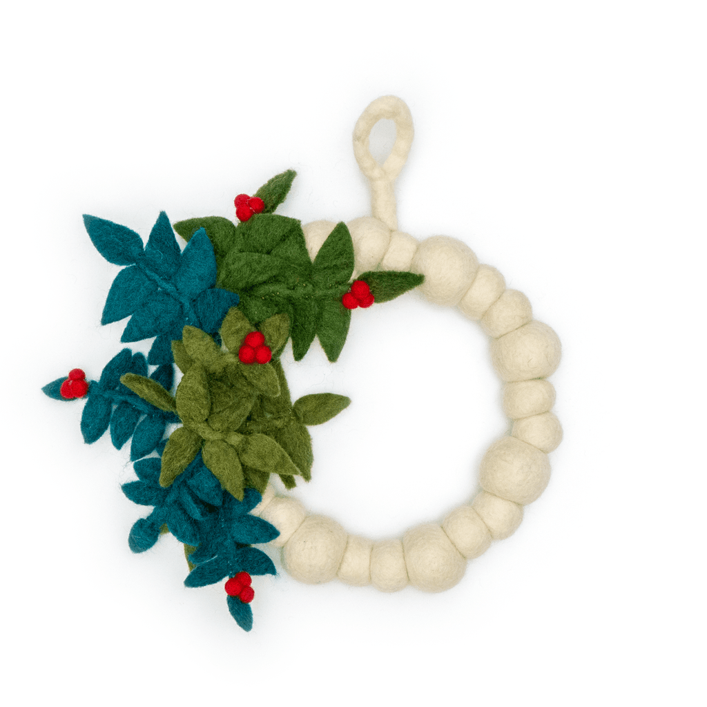 White Mistletoe Red Berry Wreath - RED