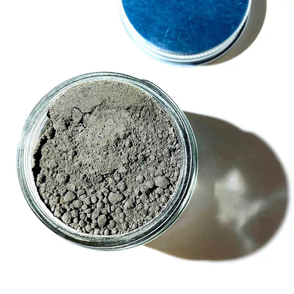 Hawaiian Sea Salt, Australian Black Clay & Black Tea Facial Clay Mask with Australian black clay + Vitamin C + Aloe vera